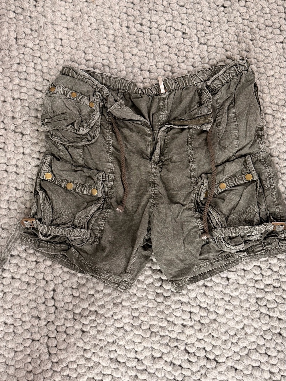 NWOT Free People Olive Utility Cargo Shorts
